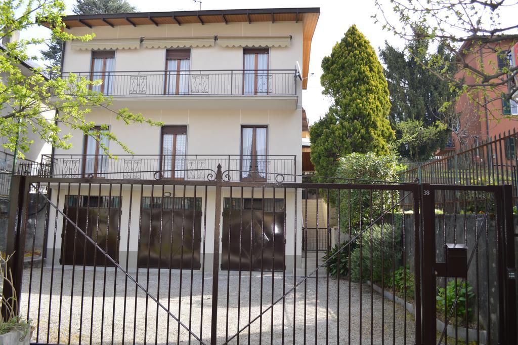 דירות מנדלו דל לאריו Betty'S House מראה חיצוני תמונה